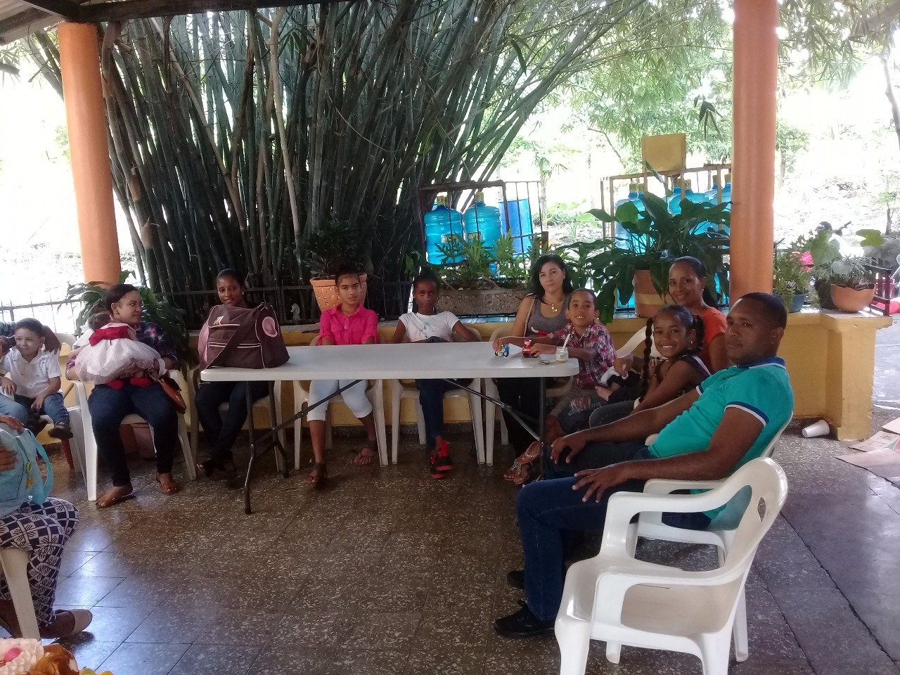 Fiesta de navidad Fundación Niños Que Rien 25 de noviembre