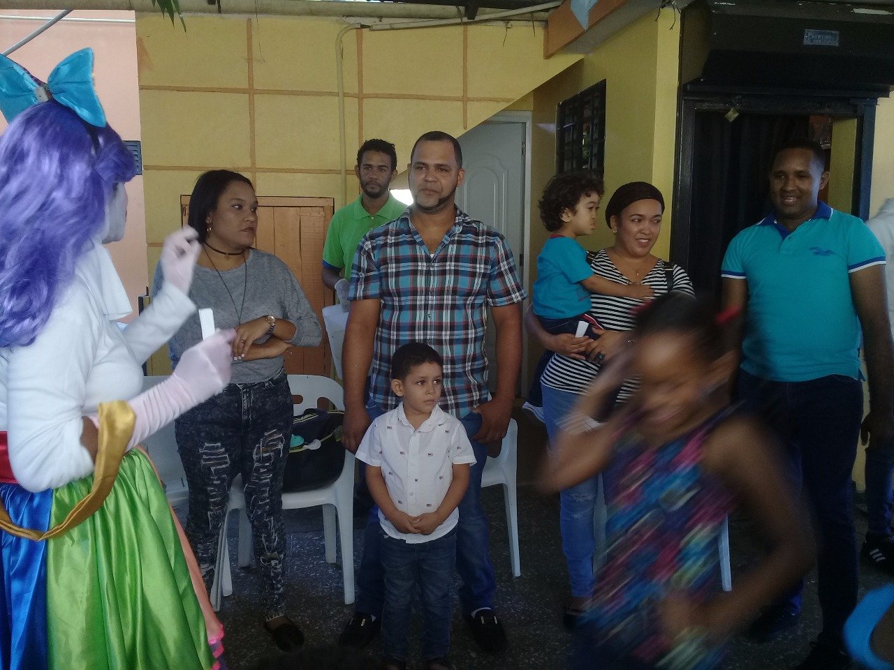 Fiesta de navidad Fundación Niños Que Rien 25 de noviembre